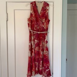 Beautiful Jones New York dress